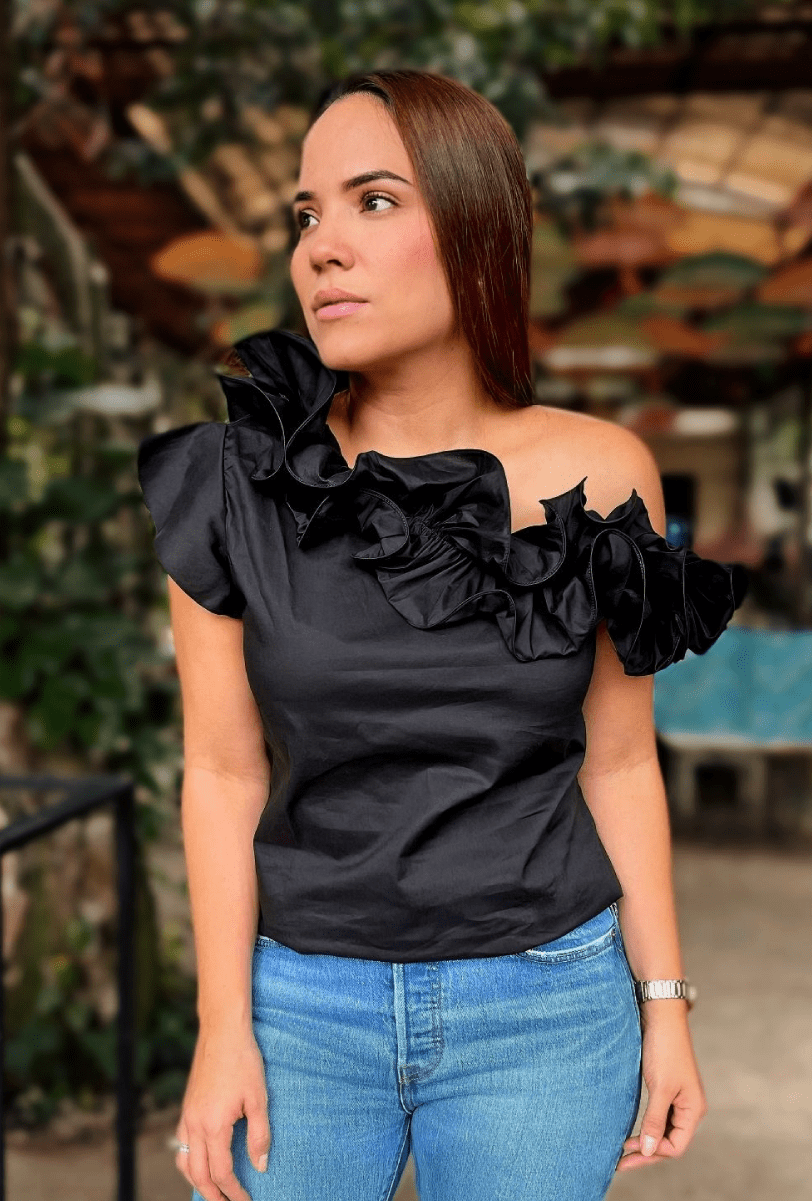 BLUSA ESCOTE ASIMÉTRICO | "PENÉLOPE"