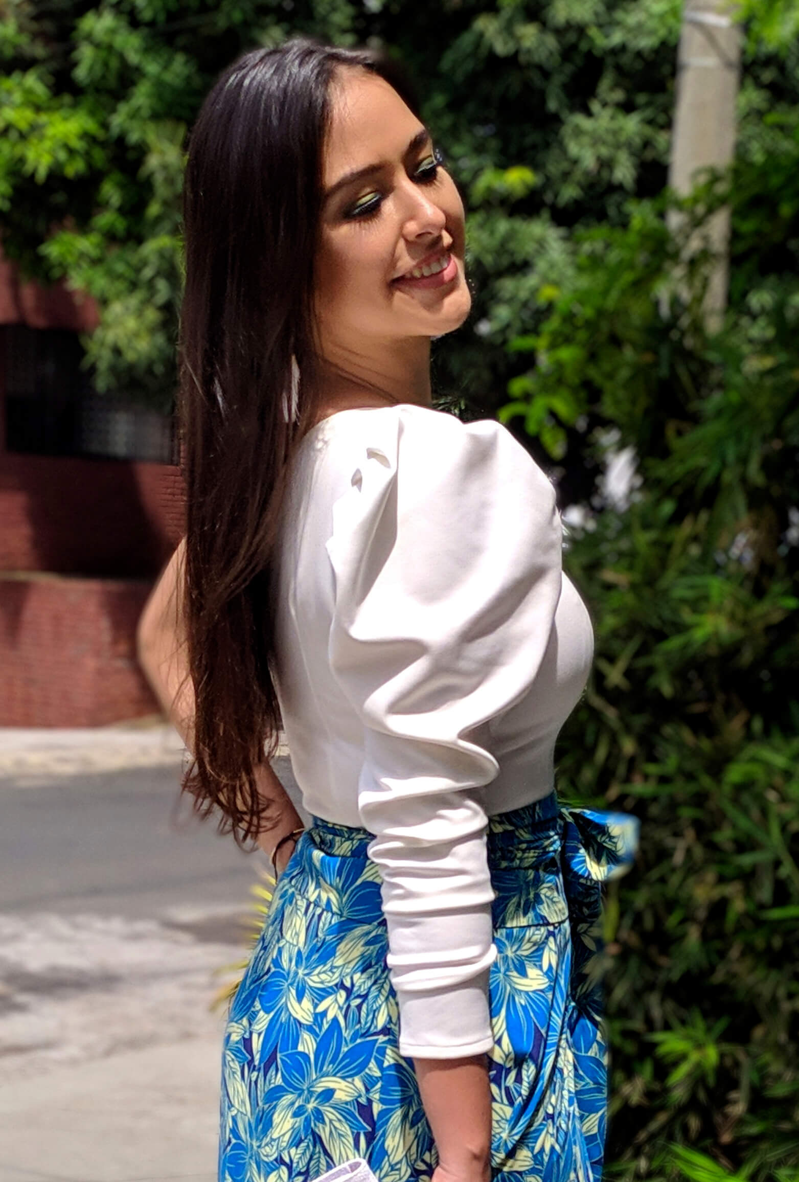 CROP TOP ESCOTE ASIMÉTRICO | LORENZA