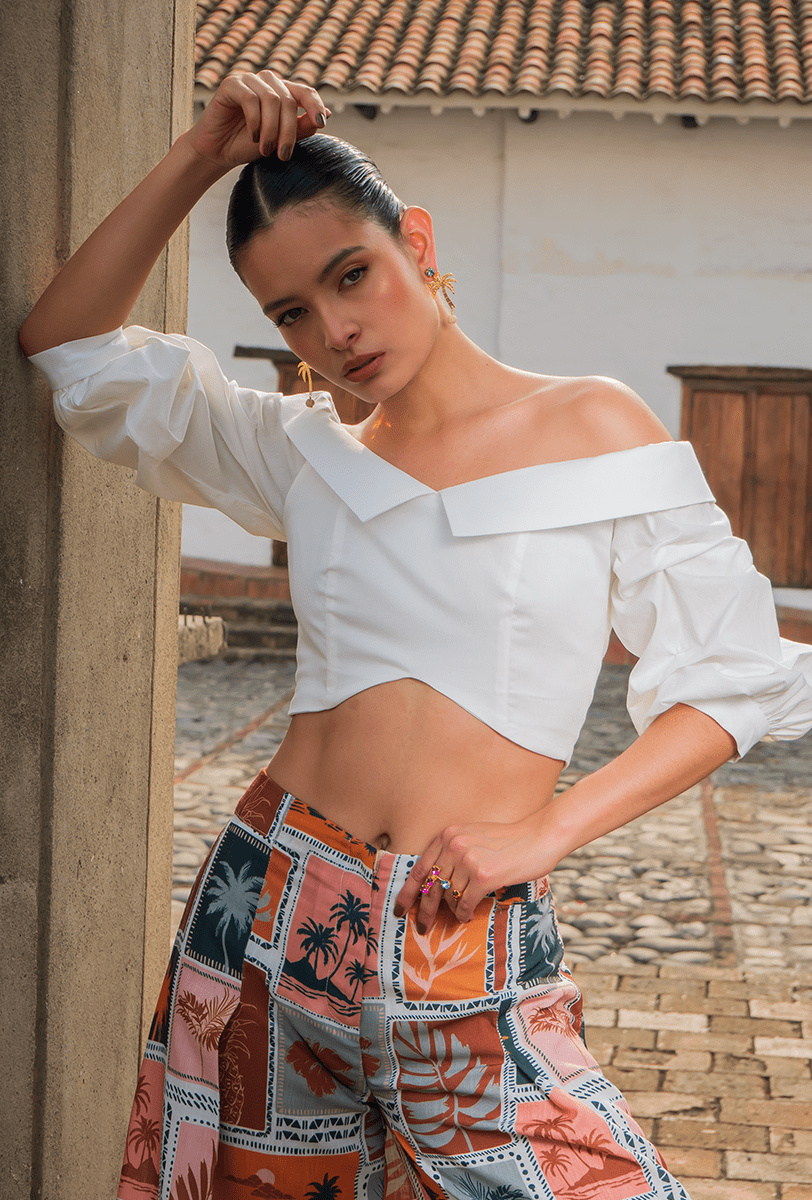 Croptop Cuello Bandeja | "Scarlet"