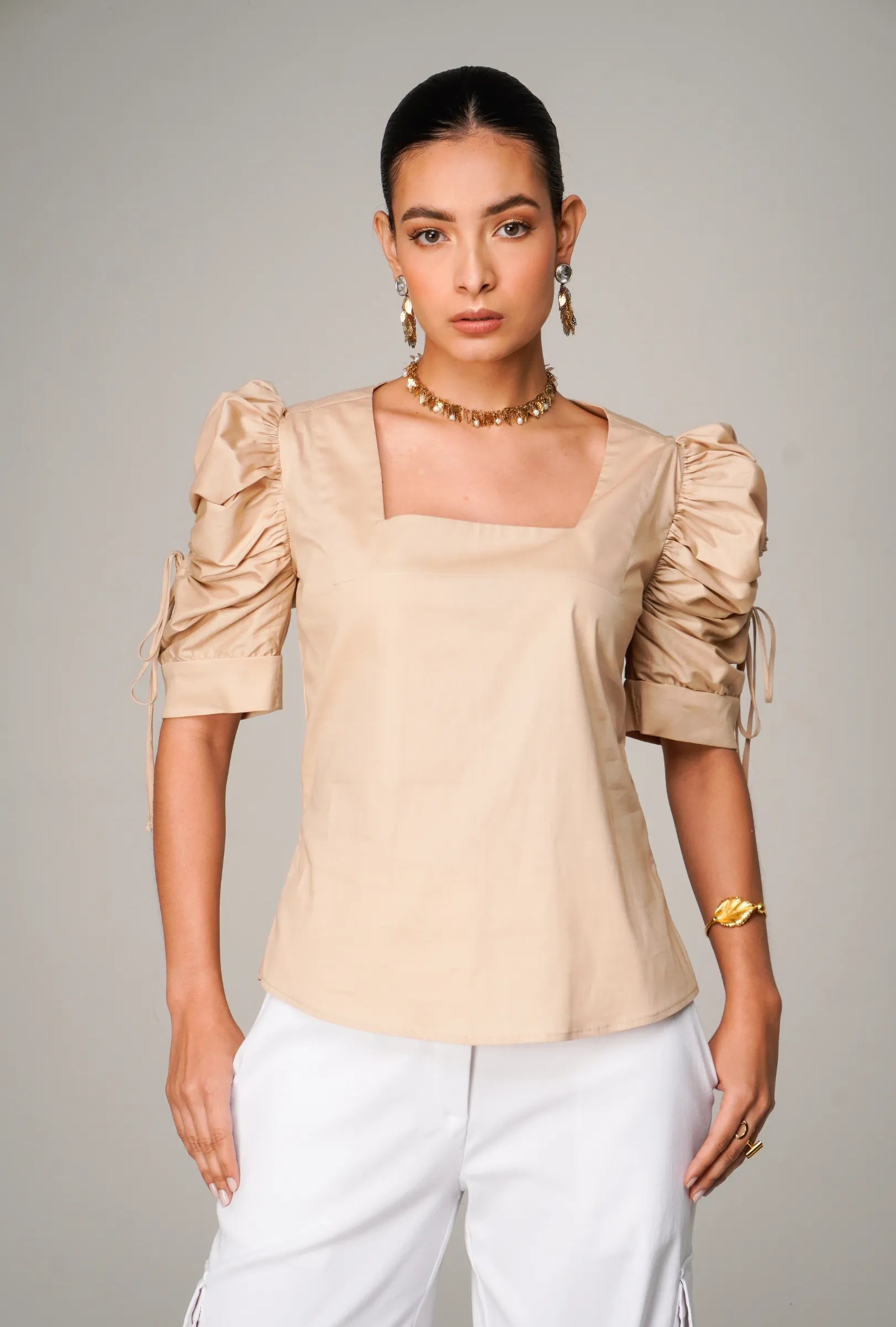 BLUSA ESCOTE CUADRADO COLOR CAQUI "TOSCANA" | NUEVO