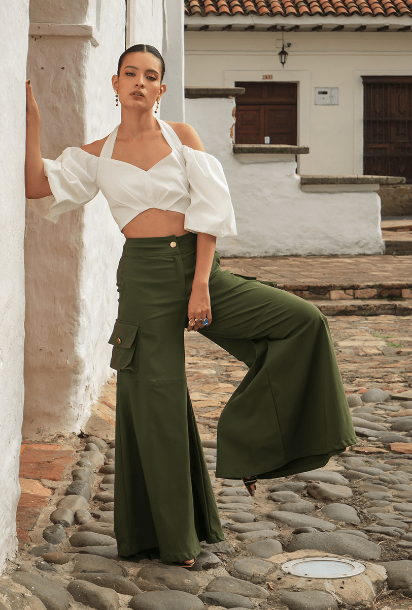 Set Croptop "Irene" & Pantalón "Flor de Loto"