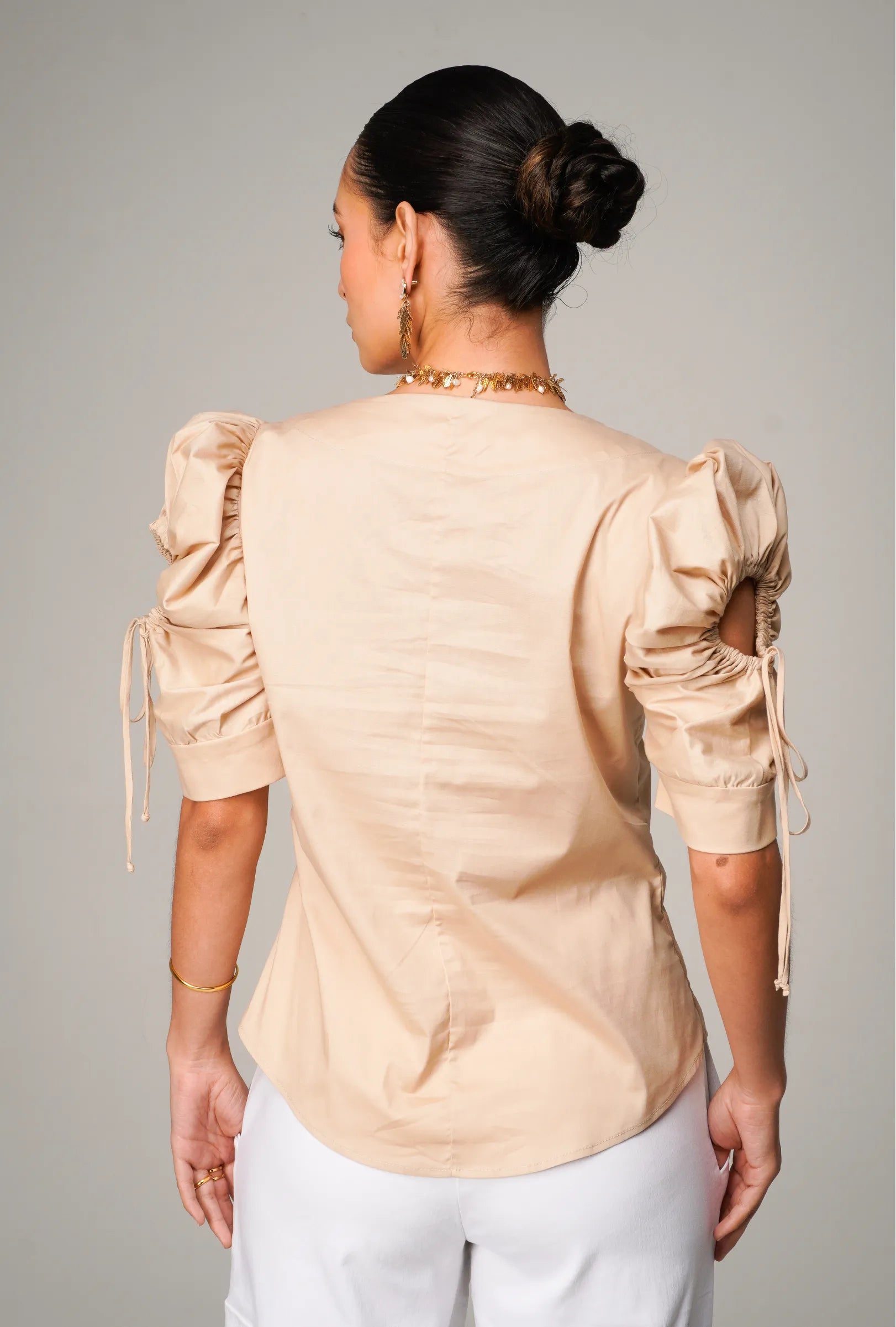 BLUSA ESCOTE CUADRADO COLOR CAQUI "TOSCANA" | NUEVO