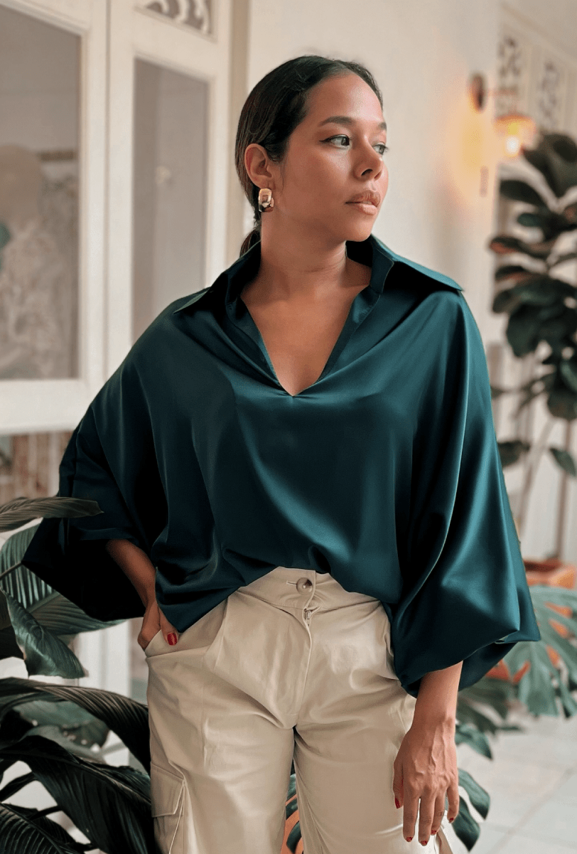 BLUSÓN CASTELLA OVERSIZE COLOR VERDE PETRÓLEO