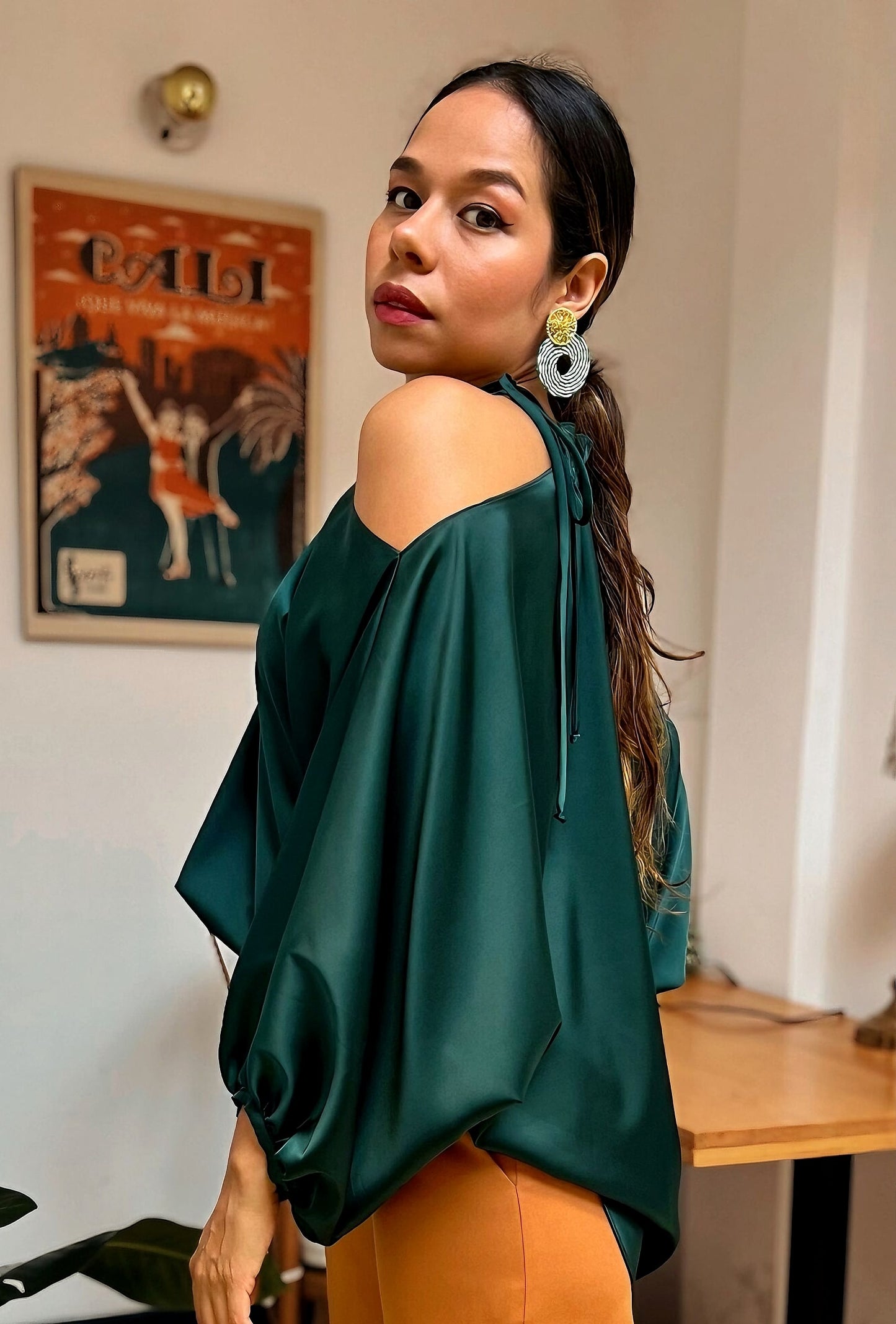 BLUSÓN HOMBROS DESCUBIERTOS | "TAMARA"